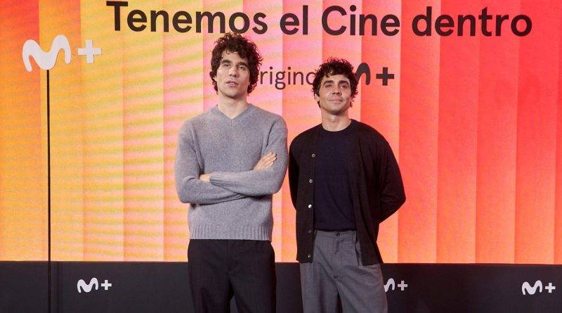 Javier Calvo y Javier Ambrossi en la presentación de Movistar Plus+