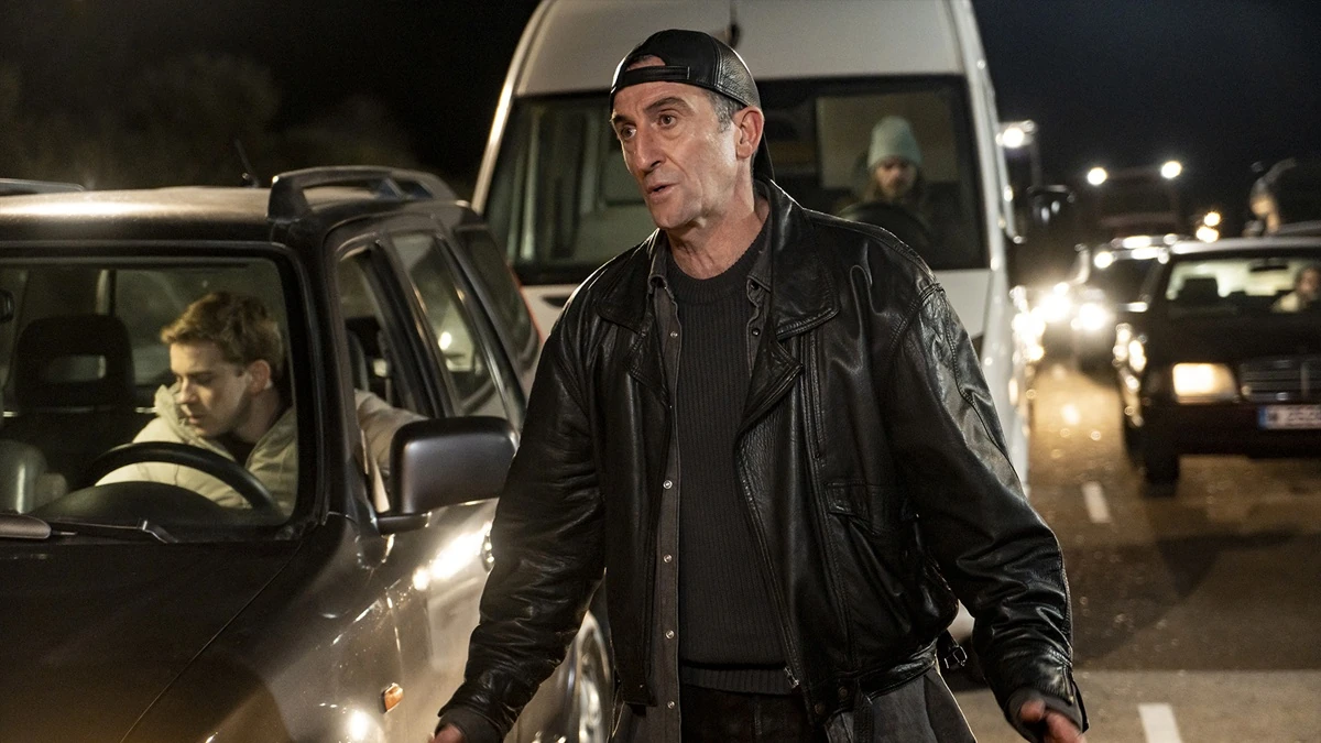 6 series destacadas que se estrenan esta semana (5 al 11 de mayo): 'La Canción', 'Cara Feliz' y más. 8 atasco temporada 2