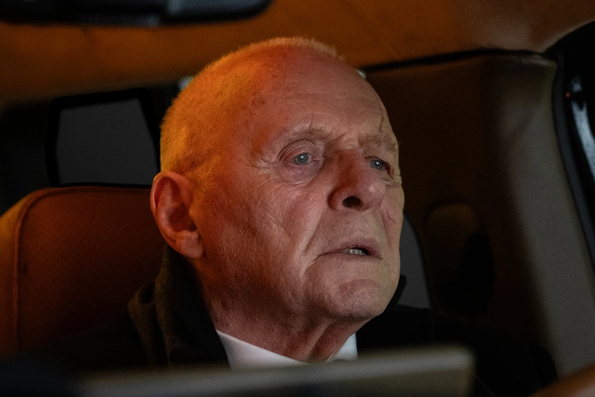 Crítica de 'Blindado' ('Locked'): El castigo sobre ruedas. 5 blindado pelicula 2025