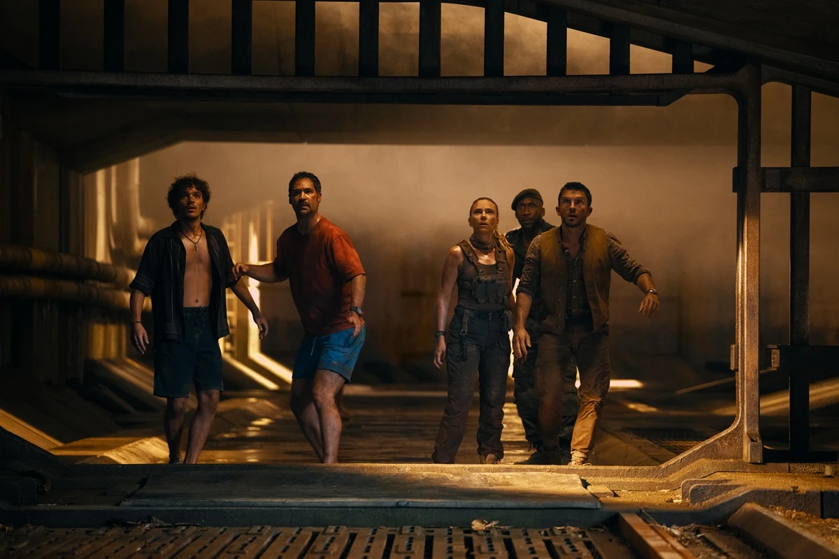 Scarlett Johansson, Jonathan Bailey y Mahershala Ali exploran la isla jurásica en el nuevo tráiler de ‘Jurassic World: El renacer’. 2 jurassci world rebirth 2025