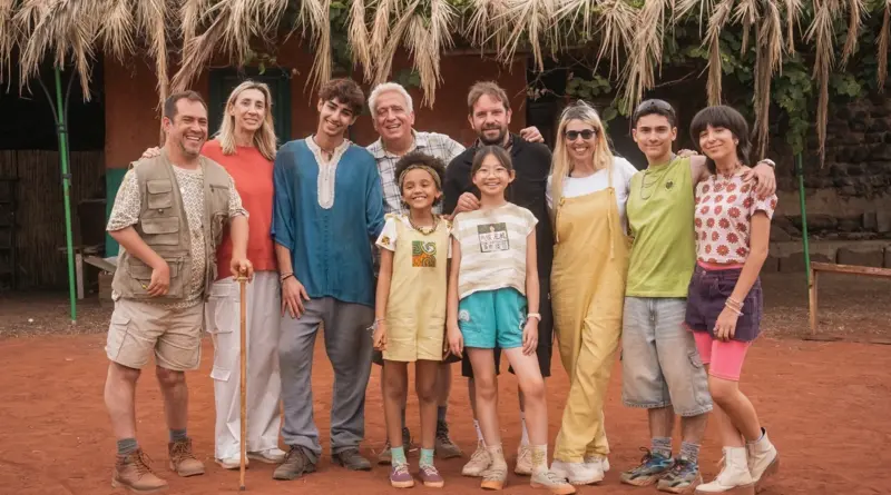 Imagen de la película La familia Benetón +2