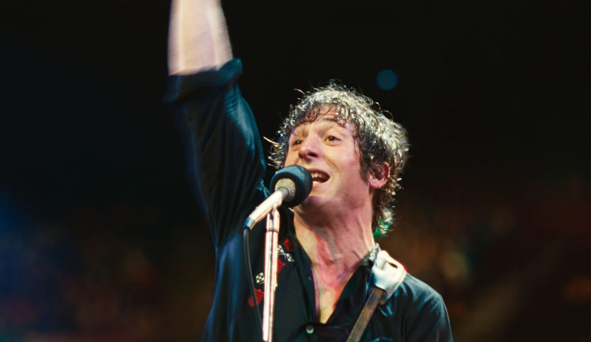 Jeremy Allen White se transforma en Bruce Springsteen en el primer tráiler de la película ‘Deliver Me From Nowhere’. 2 deliver me from nowhere 2025 pelicula