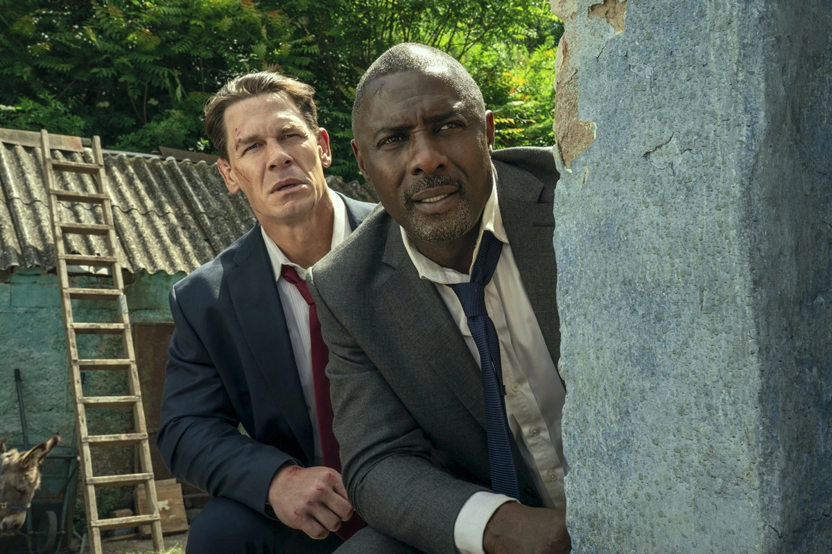 Crítica de 'Jefes de Estado': Idris Elba y John Cena deben salvar la alianza OTAN en una tópica comedia de acción. 3 jefes de estado pelicula estreno