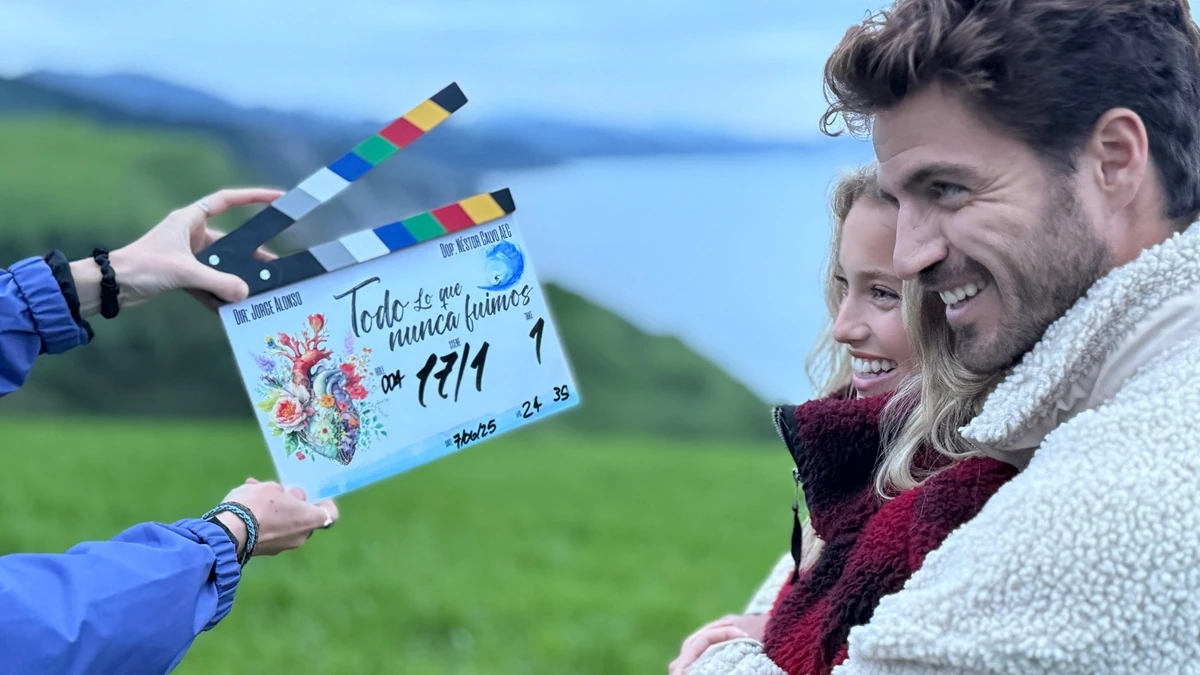 Comienza el rodaje de la película ‘Todo lo que nunca fuimos’, con Maxi Iglesias y Margarida Corceiro dando vida a Axel y Leah. 2 rodaje todo lo que nunca fuimos
