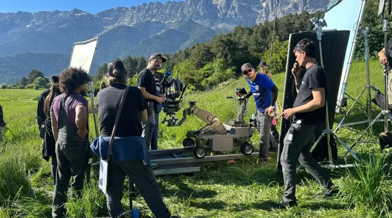 Imagen del rodaje de la película Una pistola, una bala y un oso panda
