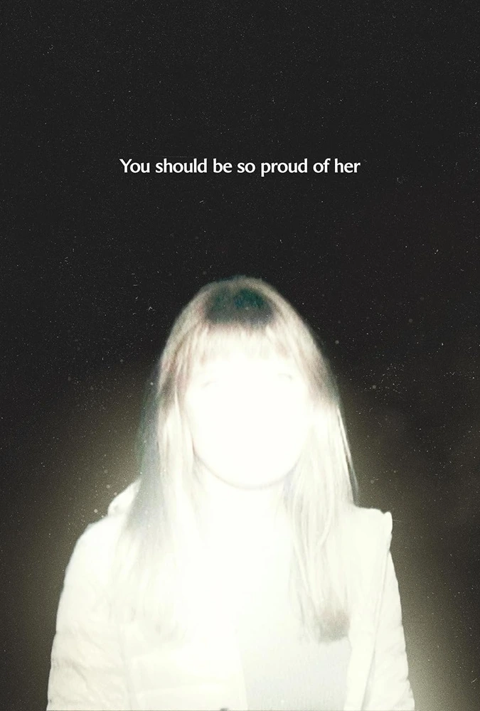 El inquietante primer tráiler de la película de terror crowdfunding 'Shelby Oaks' muestra a una mujer en busca de su hermana desaparecida. 4 Shelby Oaks poster