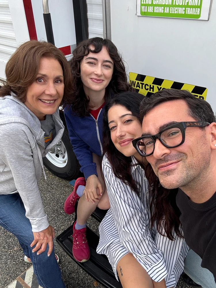 mundoCine - big mistakes serie dan levy netflix rodaje
