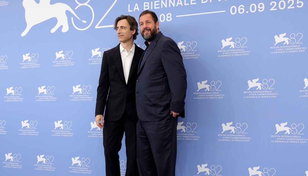 George Clooney se pierde la rueda de prensa de 'Jay Kelly' en el Festival de Venecia: «Incluso las estrellas de cine se ponen enfermas». 6 mundoCine - jay kelly venecia