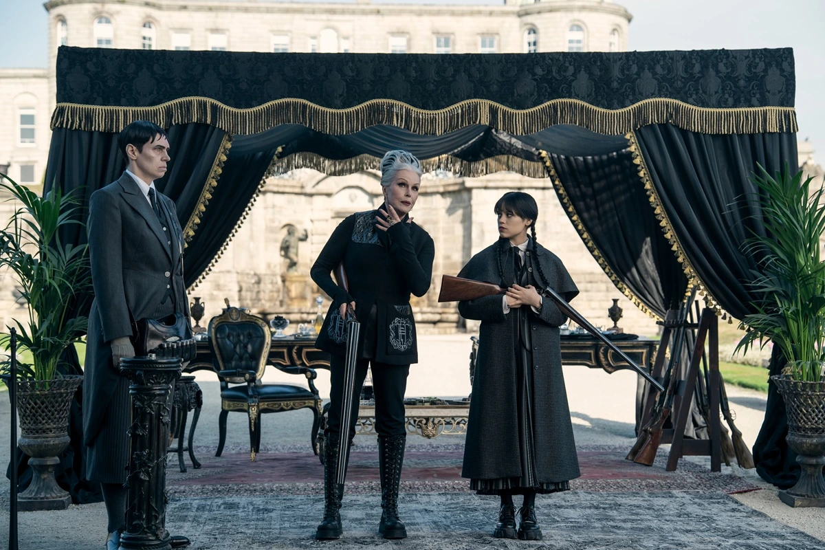 miercoles temporada 2 parte 2