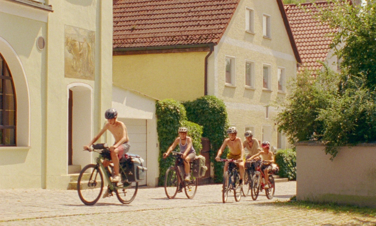 mundoCine - Estrany riu pelicula