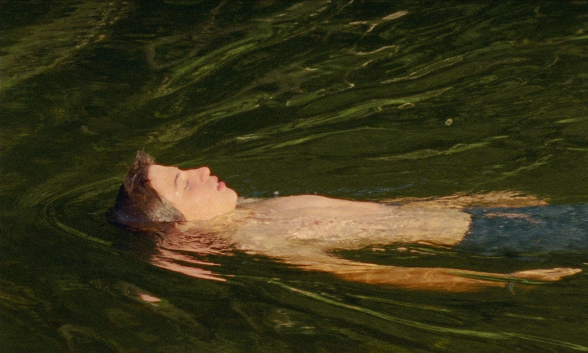 mundoCine - Estrany riu