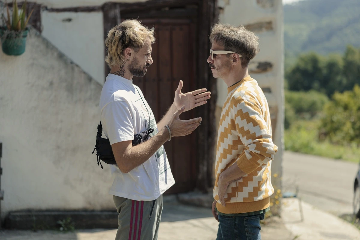 Arranca en Bilbao el rodaje de la película 'Esta soledad', el salto al cine de Javier Giner tras la serie 'Yo, Adicto'. 5 mundoCine - esta soledad rodaje