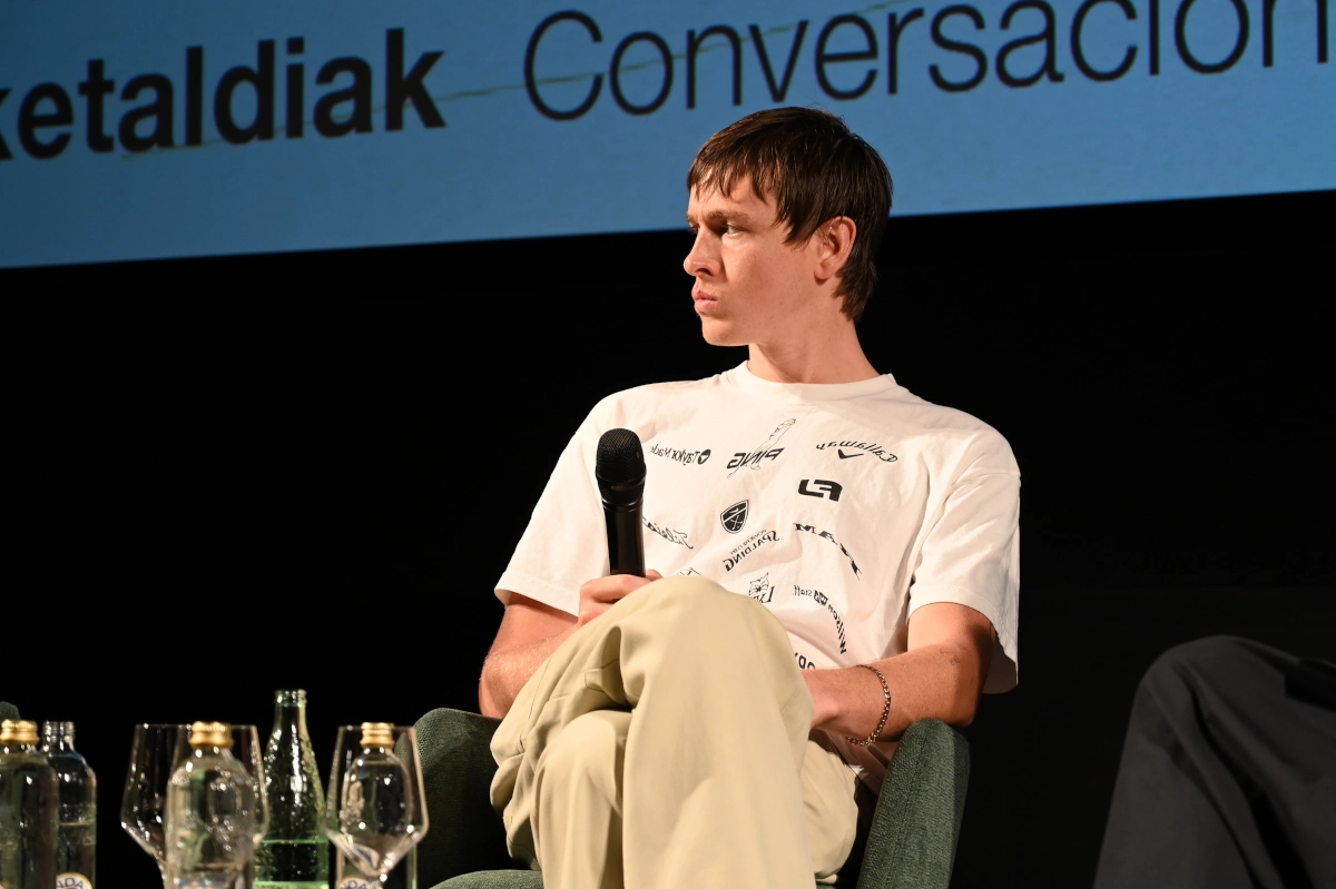 Harris Dickinson presenta 'Urchin' en el Festival de San Sebastián: «Hacer películas es un privilegio» 2 Imagen de Harris Dickinson en el Festival de San Sebastián