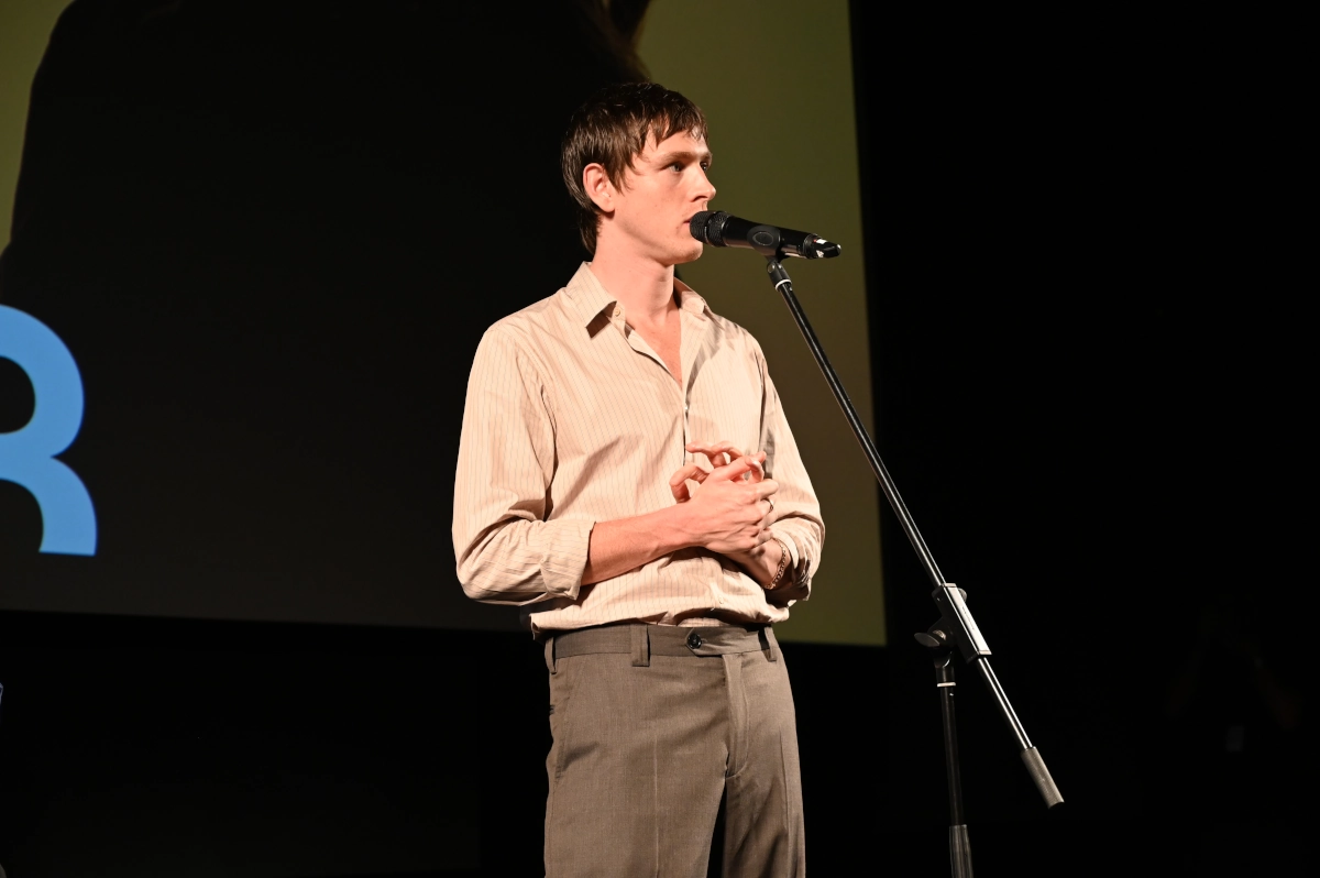 Las fotografías inéditas de Harris Dickinson en la proyección de 'Urchin' en el Festival de San Sebastián. 2 Imagen de Harris Dickinson en el Festival de San Sebastián