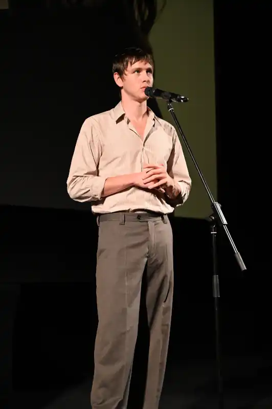 Las fotografías inéditas de Harris Dickinson en la proyección de 'Urchin' en el Festival de San Sebastián. 5 Harris Dickinson en el 73 Festival Internacional de Cine de San Sebastián, el 20 de septiembre de 2025 en San Sebastián, España.