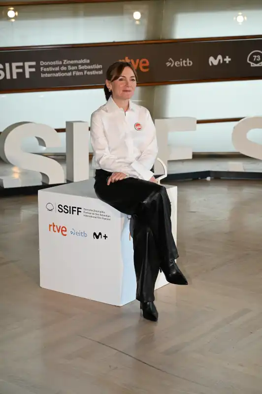 Nagore Aranburu asiste al photocall de ‘Karmele’ en el 73.º Festival Internacional de Cine de San Sebastián, el 22 de septiembre de 2025.