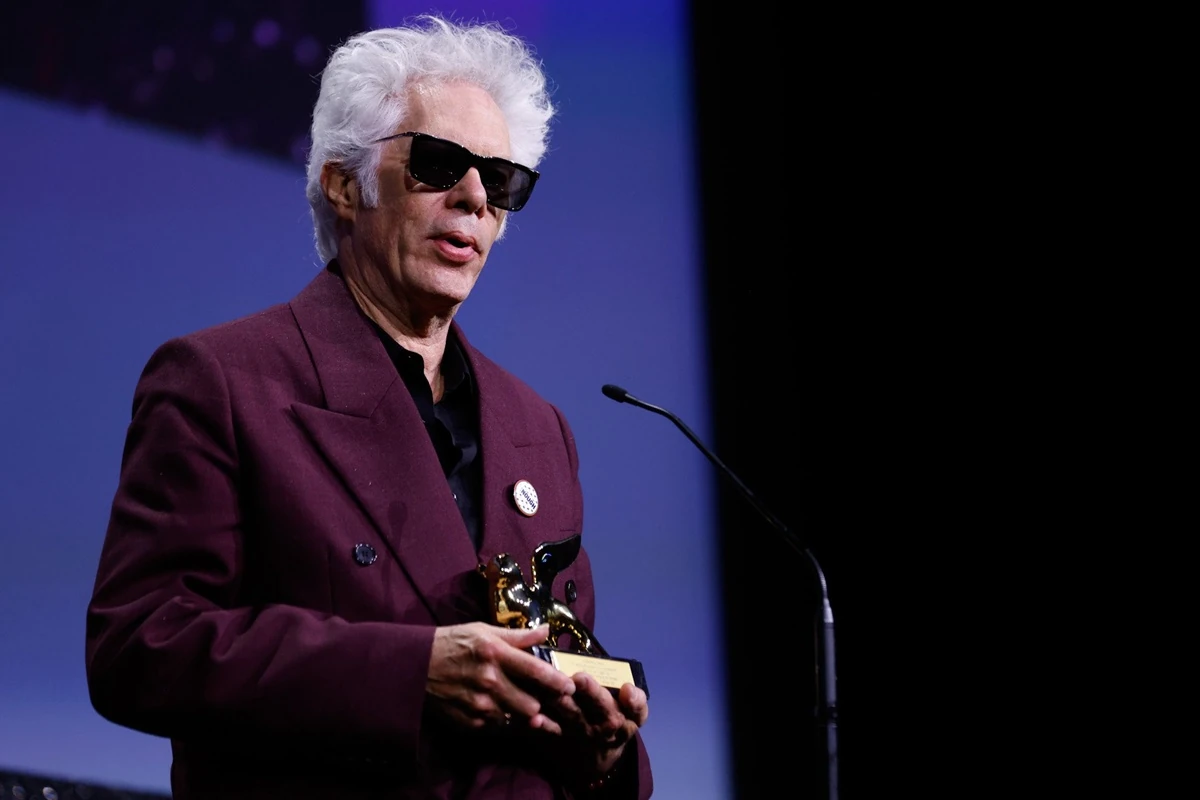 El Palmarés del Festival de Venecia 2025: 'Father Mother Sister Brother', de Jim Jarmusch, se lleva el León de Oro. 2 mundoCine - leon de oro jim jarmusch