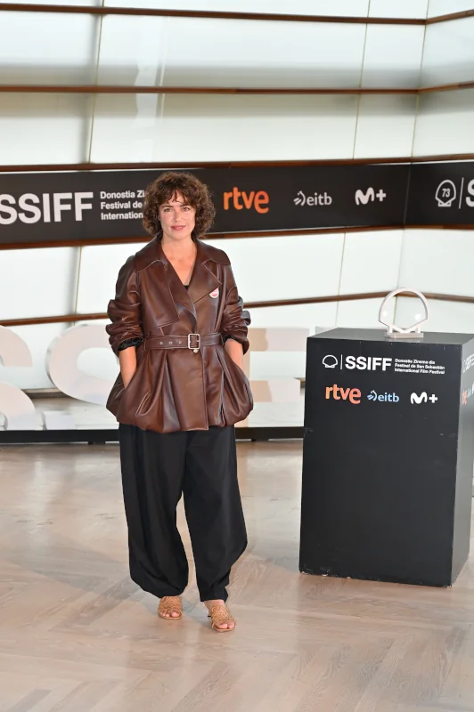 'Los Domingos', de Alauda Ruiz de Azúa, se estrena en el Festival de San Sebastián y su photocall queda inmortalizado en nuestras fotografías. 6 Patricia Lopez Arnaiz en el photocall de ‘Los Domingos’ en el 73 Festival Internacional de Cine de San Sebastián, el 22 de septiembre de 2025 en San Sebastián, España.