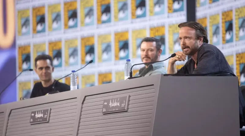 Imagen de Aaron Paul, Luke Evans y Pedro Alonso en la San Diego Comic Con Málaga