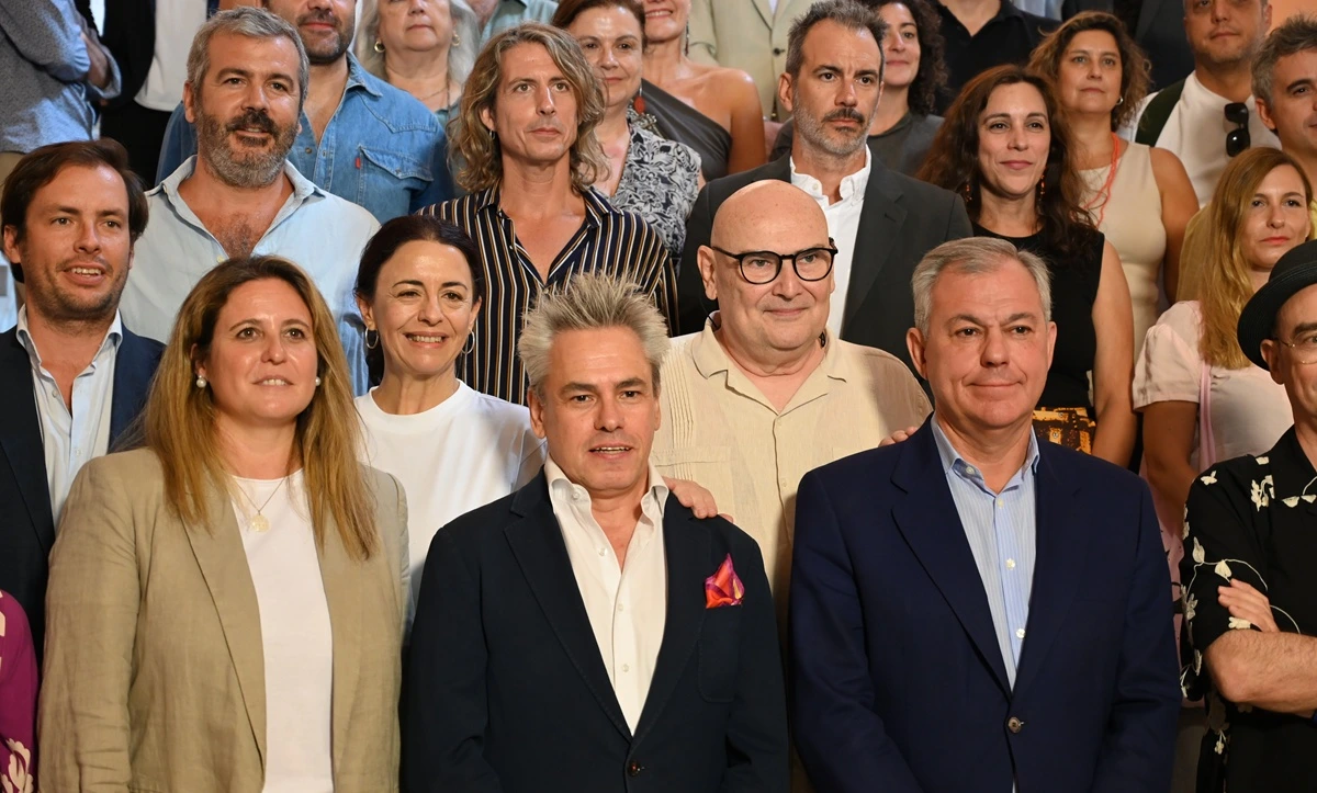 Costa-Gavras recibirá el Giraldillo de Honor en el Festival de Sevilla 2025, que volverá a acoger las nominaciones de la EFA. 11 mundoCine - presentacion 22 festival cine sevilla 2025