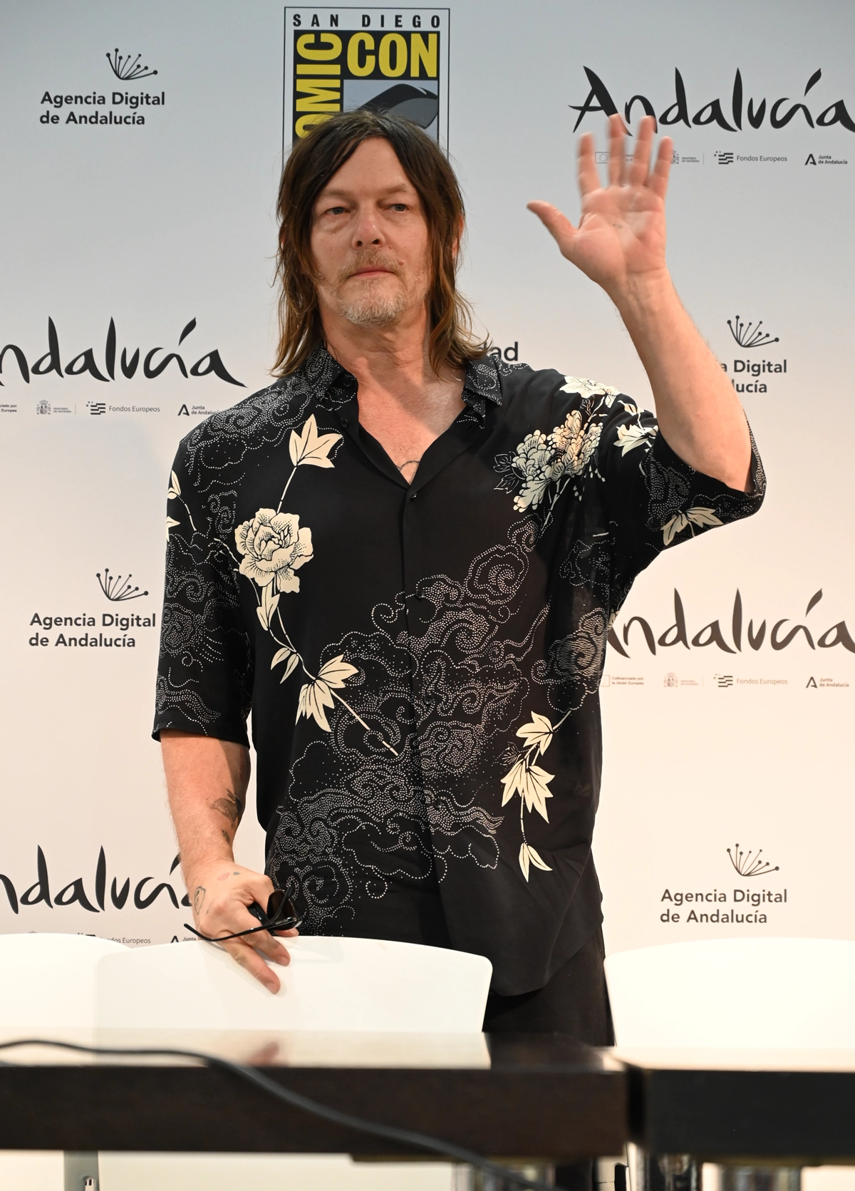 mundoCine - the walking dead daryl dixon san diego comic con malaga norman