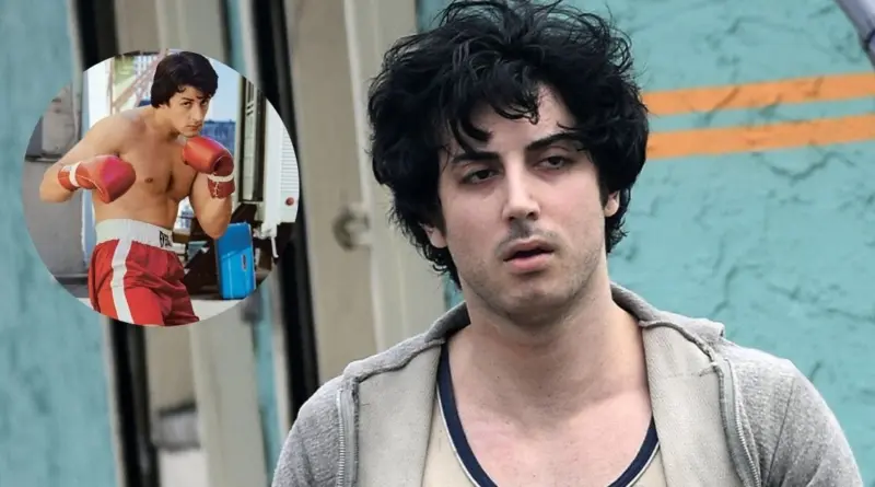 Imagen de Anthony Ippolito como el joven Sylvester Stallone en I Play Rocky