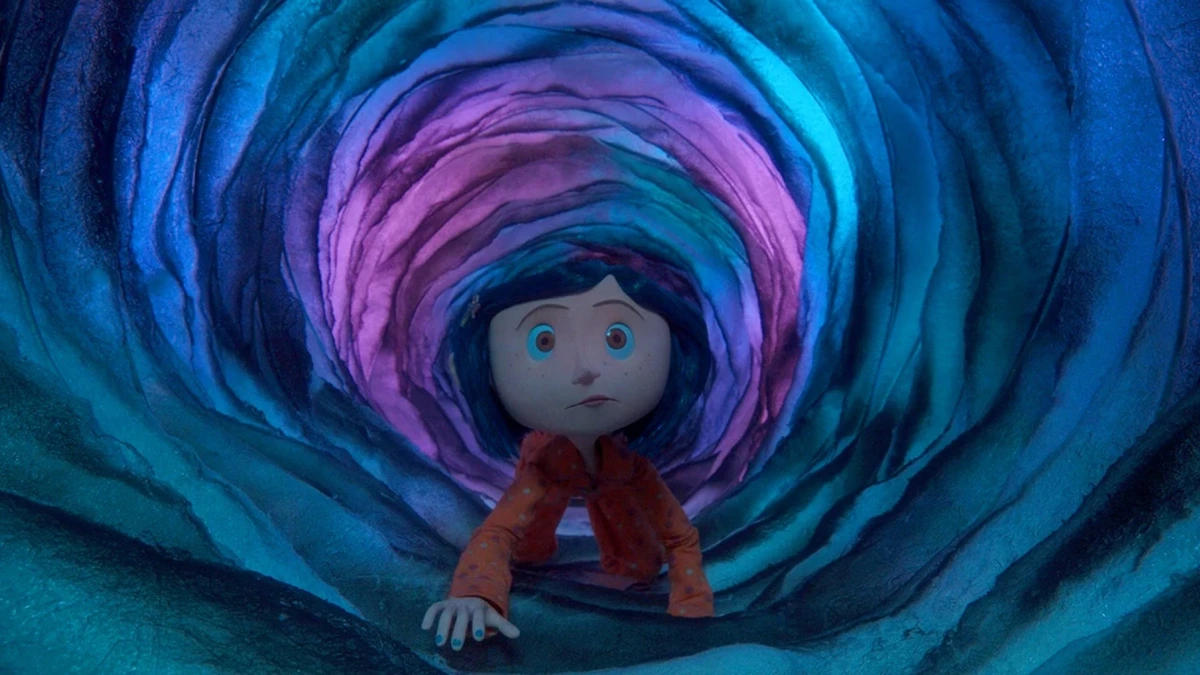 15 películas de terror para este Halloween pensadas para niños (y padres) que quieren pasar miedo, pero solo un poquito. 5 mundoCine - coraline