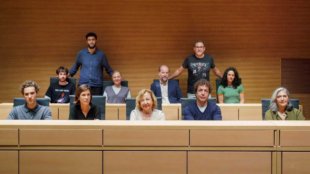 Carmen Machi concluye el rodaje de ‘Los Justos’, la película que te pregunta qué harías si te ofrecieran un millón de euros por mirar hacia otro lado.