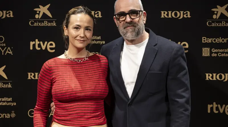Luis Tosar y Rigoberta Bandini serán los presentadores de los Premios Goya 2026 en Barcelona. 1 Luis Tosar y Rigoberta Bandini serán los presentadores de los Premios Goya 2026 en Barcelona