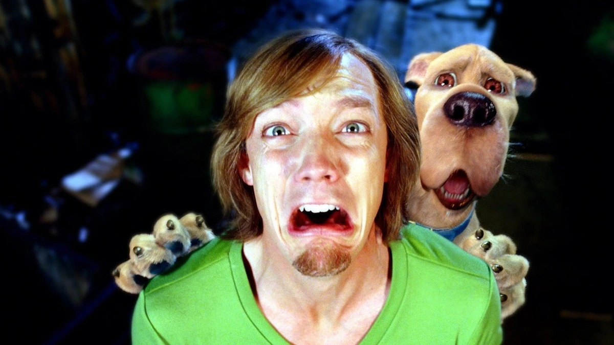 15 películas de terror para este Halloween pensadas para niños (y padres) que quieren pasar miedo, pero solo un poquito. 13 mundoCine - scooby doo 2002
