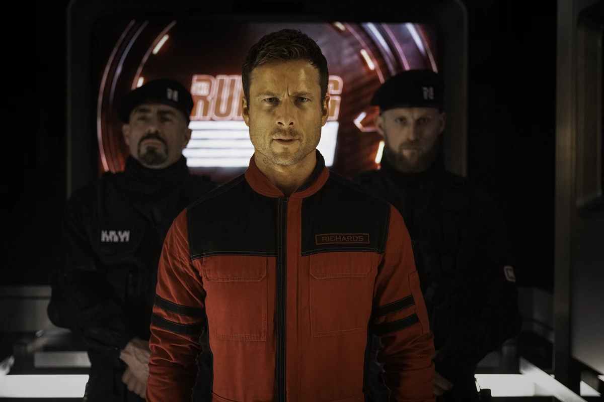 Glen Powell se apunta a un reality show mortal en el frenético nuevo tráiler de 'The Running Man' y Stephen King asegura que es "mucho más fiel al libro" que la versión de 1987. 2 mundoCine - the running man