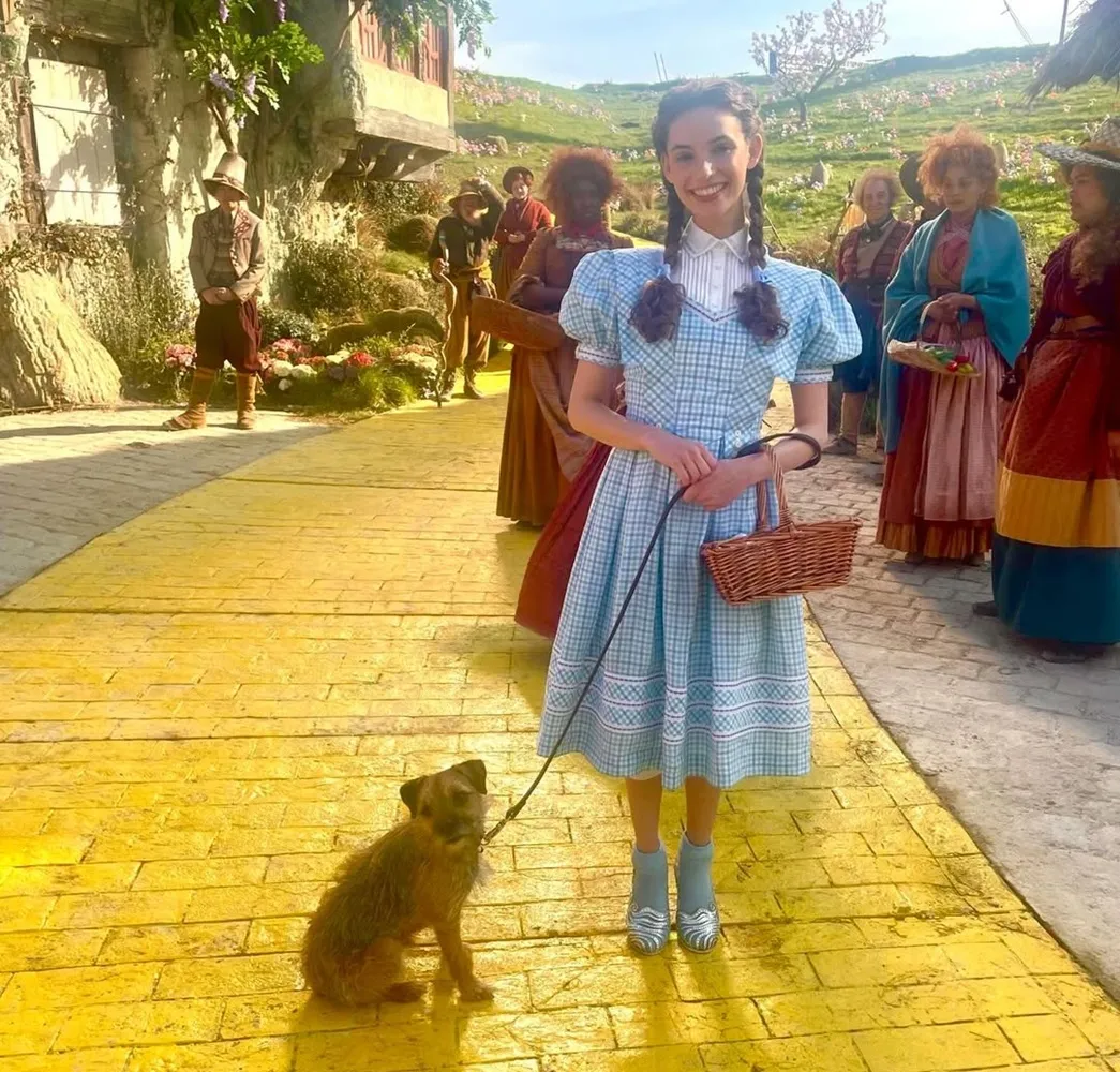 mundoCine - dorothy bethany weaver