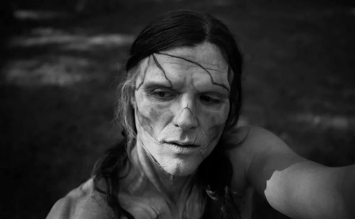 'Frankenstein', de Guillermo del Toro, y cómo Jacob Elordi, el australiano de ascendencia vasca y 1,96 m, se transformó en la Criatura. 9 mundoCine - frankenstein jacob elordi detras de las camaras 1