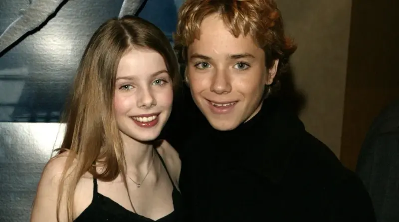 Imagen de Jeremy Sumpter y Rachel Hurd-Wood