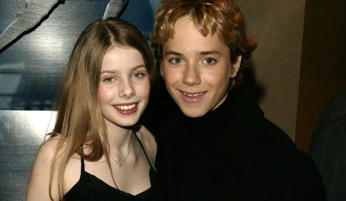 mundoCine - jeremy sumpter rachel hurd wood se reencontraran strawberry roan