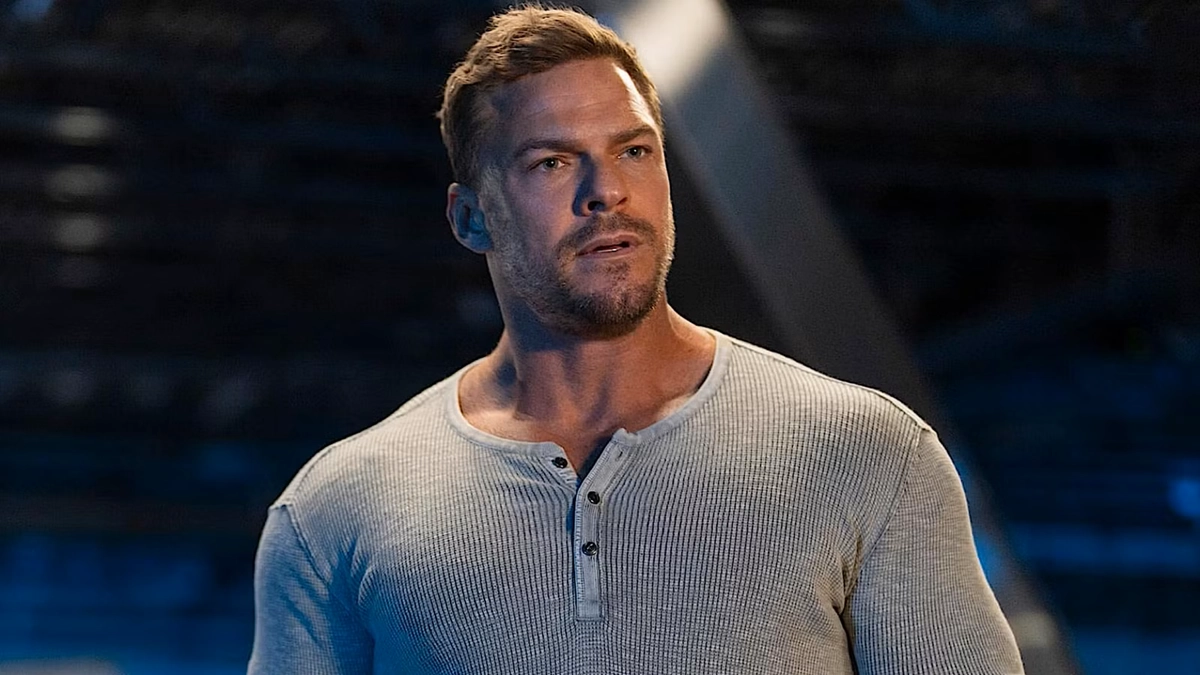 'Juego de Niños' ('Playdate'), la comedia de acción protagonizada por la estrella de 'Reacher', se corona como la película más vista de Prime Video. 2 mundoCine - juego de ninos pelicula 2025 prime video