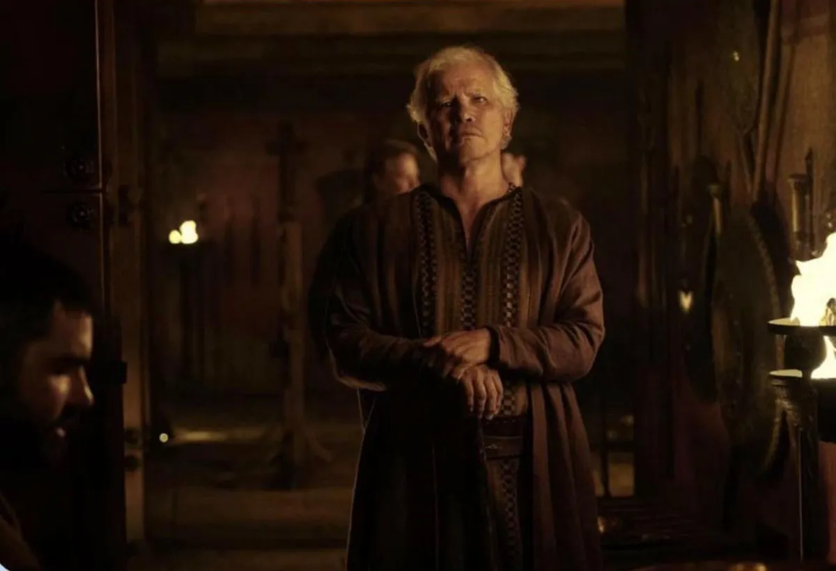 Así lucen Zendaya, Robert Pattinson y Matt Damon en las nuevas imágenes de 'La Odisea' de Christopher Nolan. 5 mundoCine - la odisea john leguizamo 1