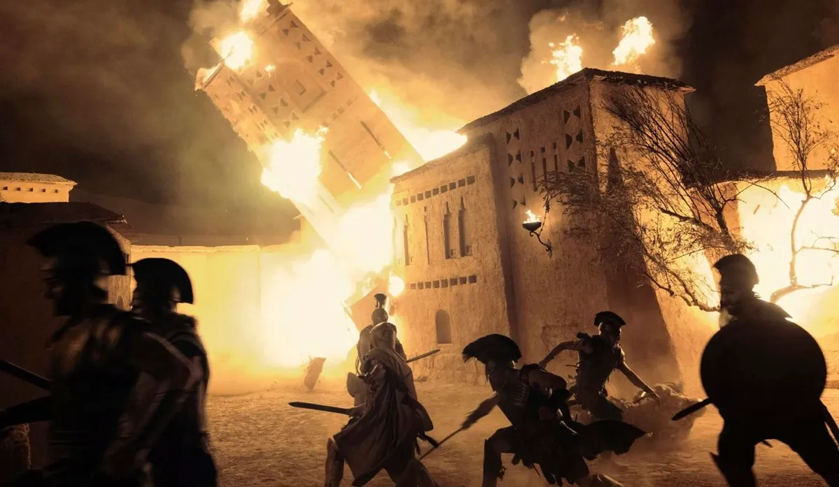 Así lucen Zendaya, Robert Pattinson y Matt Damon en las nuevas imágenes de 'La Odisea' de Christopher Nolan. 8 mundoCine - la odisea nuevo vistazo