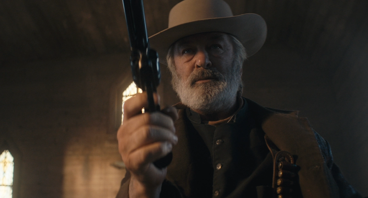 Crítica de 'Rust' ('Dos Forajidos'): Un wéstern que ya has visto y que te apetecerá ver de nuevo. 2 mundoCine - rust alec baldwin critica