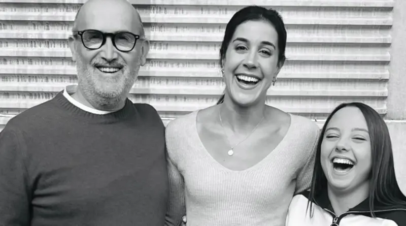 Javier Cámara y Carla Quílez, de la serie Yatra; y Carolina Marín