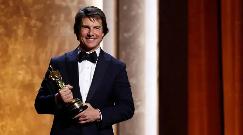 Tom Cruise recibe un premio Óscar honorífico