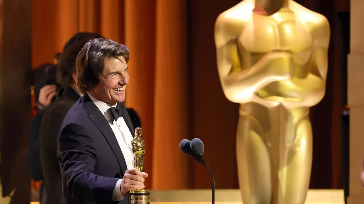 Tom Cruise recibe un premio Óscar honorífico: «Hacer películas no es lo que hago. Es lo que soy». 4 mundoCine - tom cruise recibe premio oscar honorifico 2025