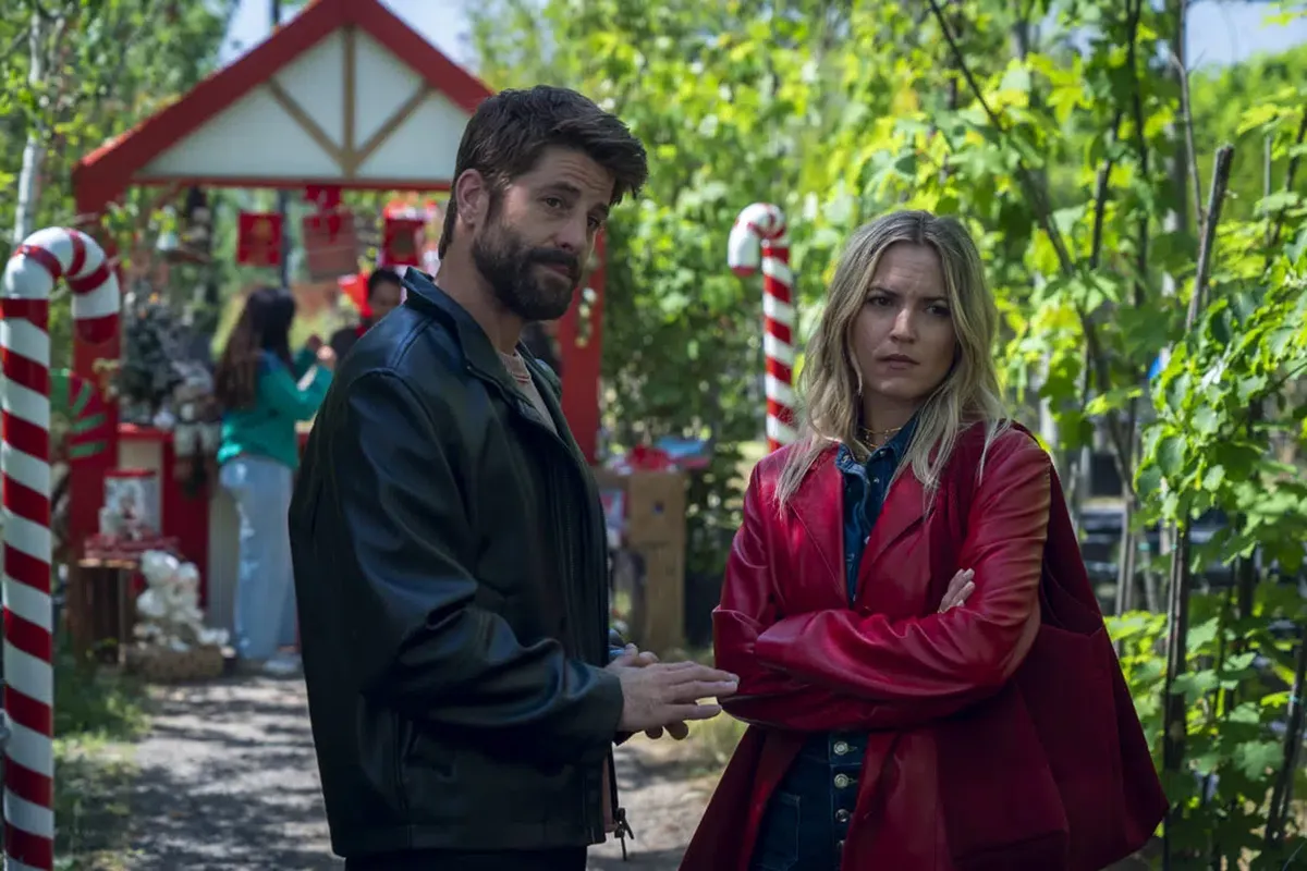 'Los Protegidos: Un Nuevo Poder' se ha estrenado hoy en Atresplayer, con los Castillo dispuestos a salvar la Navidad y el esperado regreso de Jimena. 2 mundoCine - Los protegidos Un nuevo poder estreno