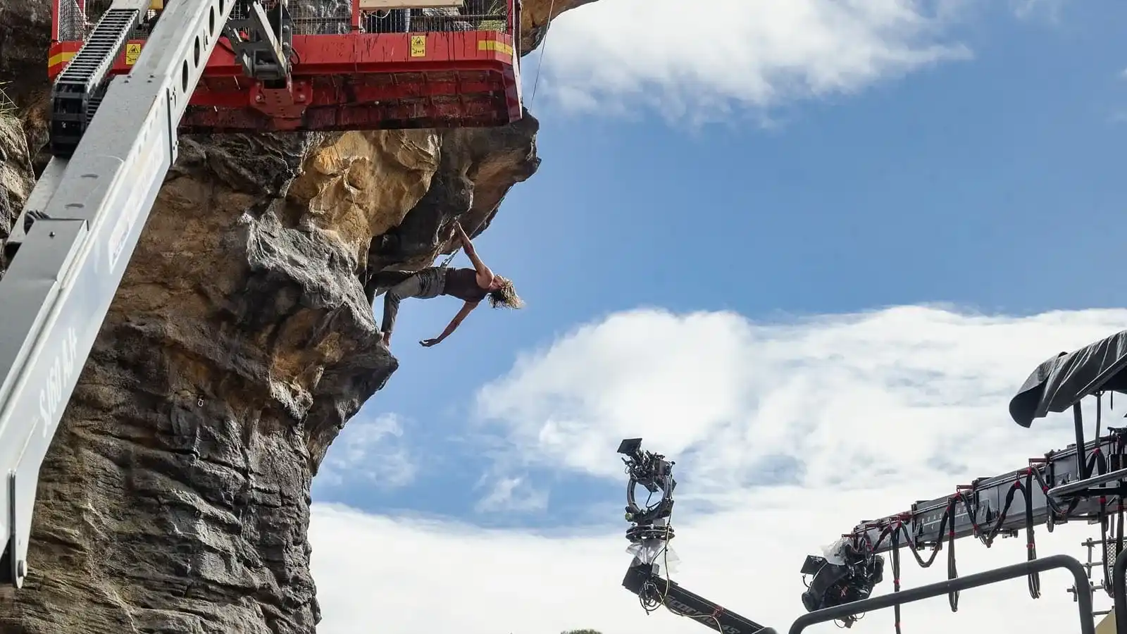 mundoCine - apex netflix pelicula 2026 detras de las camaras