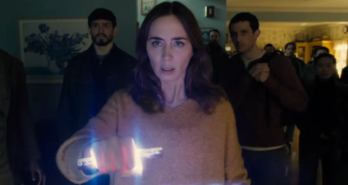 ‘El día de la revelación’, la nueva película de Steven Spielberg con Emily Blunt y Josh O’Connor, estrena su primer tráiler y es, literalmente, ¡de otro planeta!