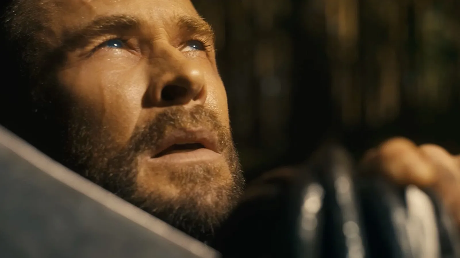 'Vengadores: Doomsday' lanza su nuevo y segundo teaser tráiler, con el que recupera al Thor más serio para proteger a su hija, Love. 2 mundoCine - vengadores doomsday thor trailer