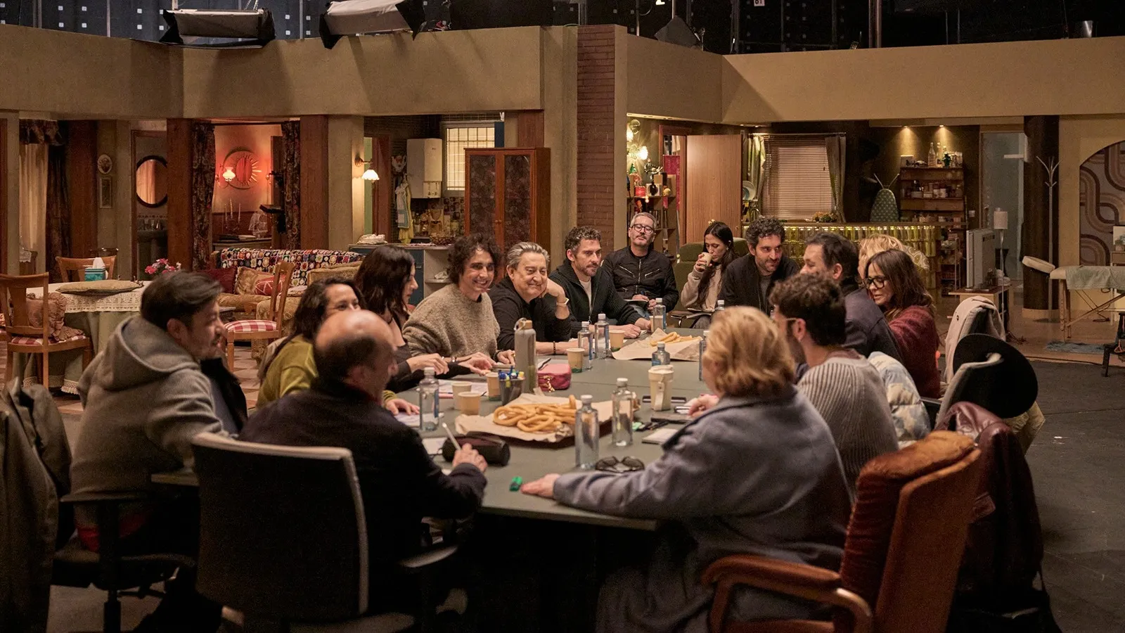 mundoCine - aida y vuelta critica