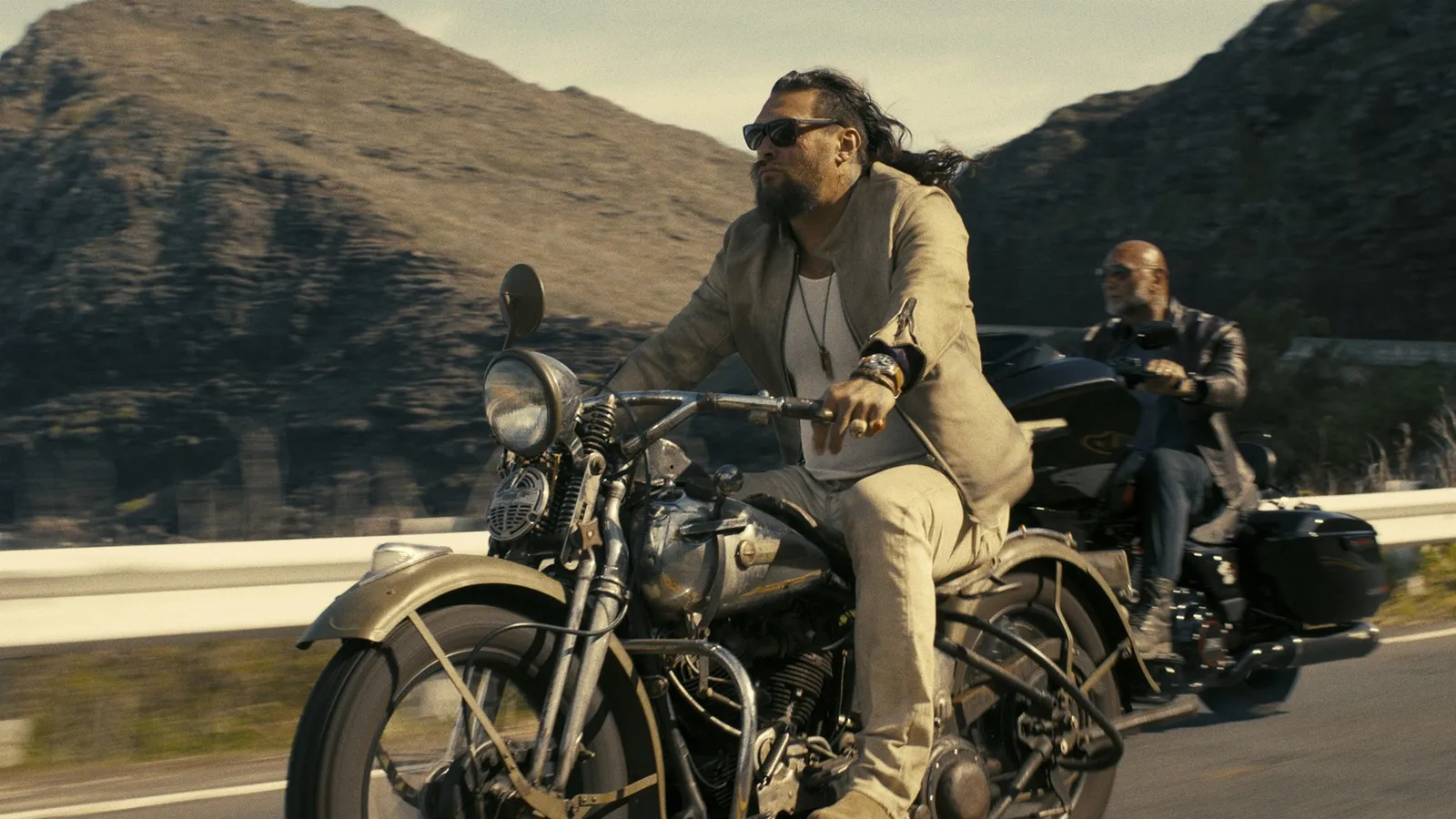 El tráiler de 'Los hermanos demolición' muestra a Jason Momoa y Dave Bautista como hermanastros en la comedia de acción que manifestaron. 7 mundoCine - los hermanos demolicion 2026