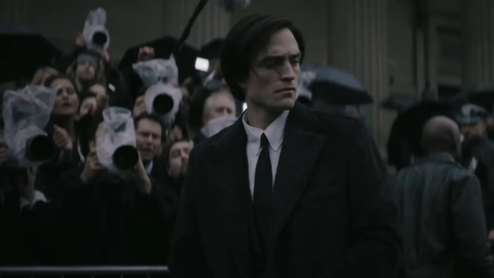 'The Batman 2' verá a las estrellas de Marvel Sebastian Stan y Scarlett Johansson invadiendo Gotham. 6 mundoCine - the batman Robert Pattinson Bruce Wayne