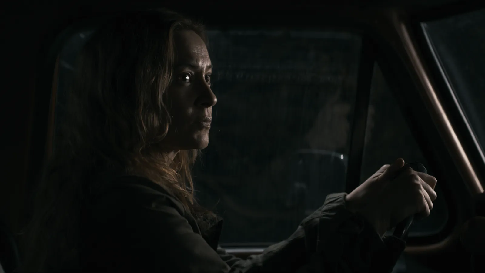 Crítica de 'La maldición de Shelby Oaks': La definición del mal en la era Youtuber. 4 Mundocine - La Maldicion De Shelby Oaks Pelicula